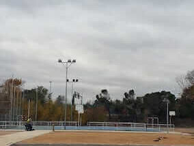 instalacion deportiva barrio aeropuerto barajas 7 284x213 - Instalación deportiva Barrio Aeropuerto - Barajas