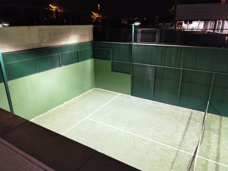 ilumniacion pista padel6 - Iluminación Pista de Padel